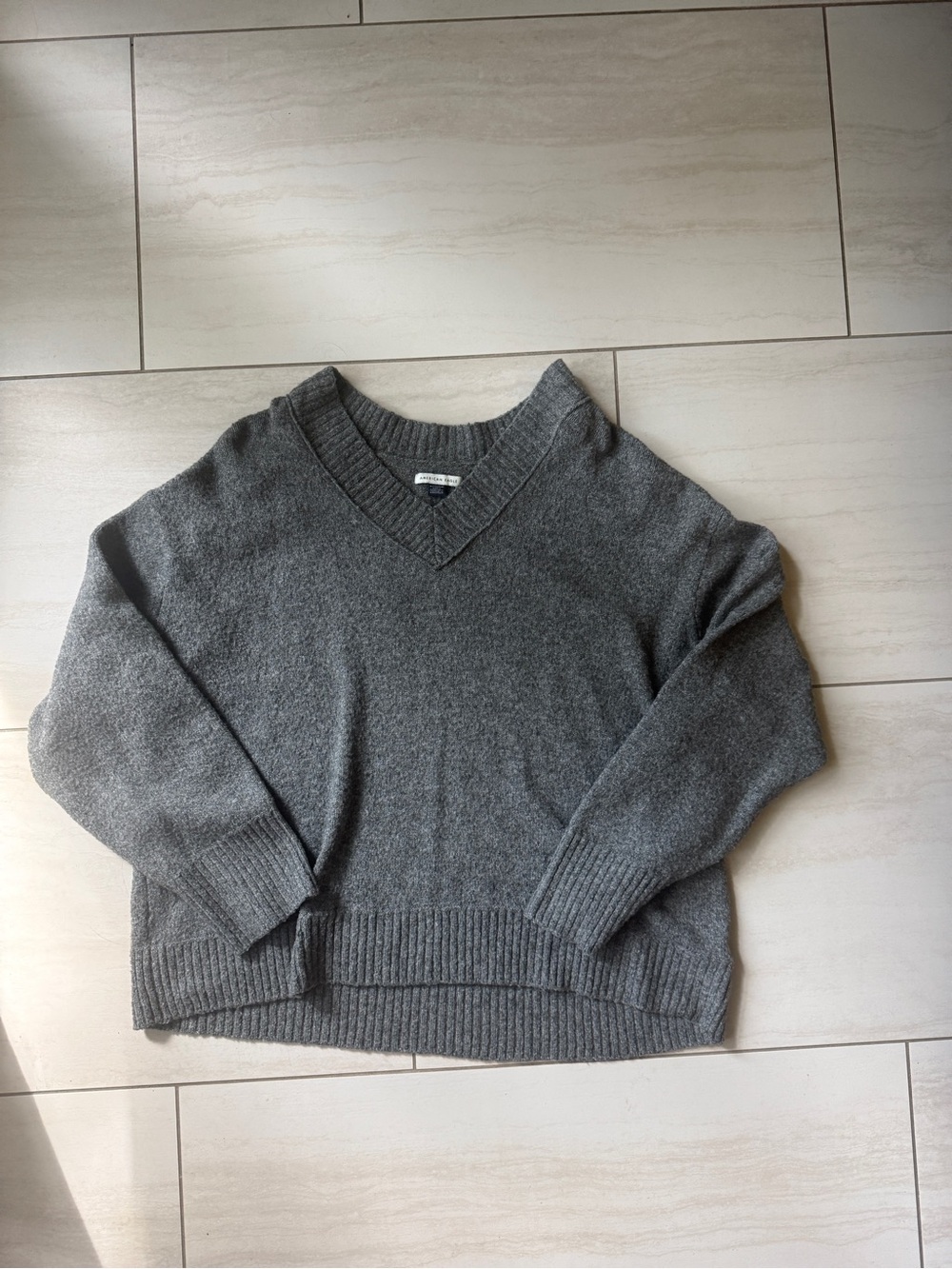 American Eagle Outfitters Gray V-Neck Women's Sweater
